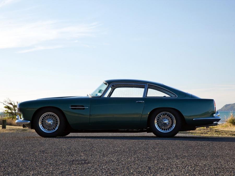  Aston Martin DB4 (Series II) 1960 года  (UK) (фото 32 из 38)